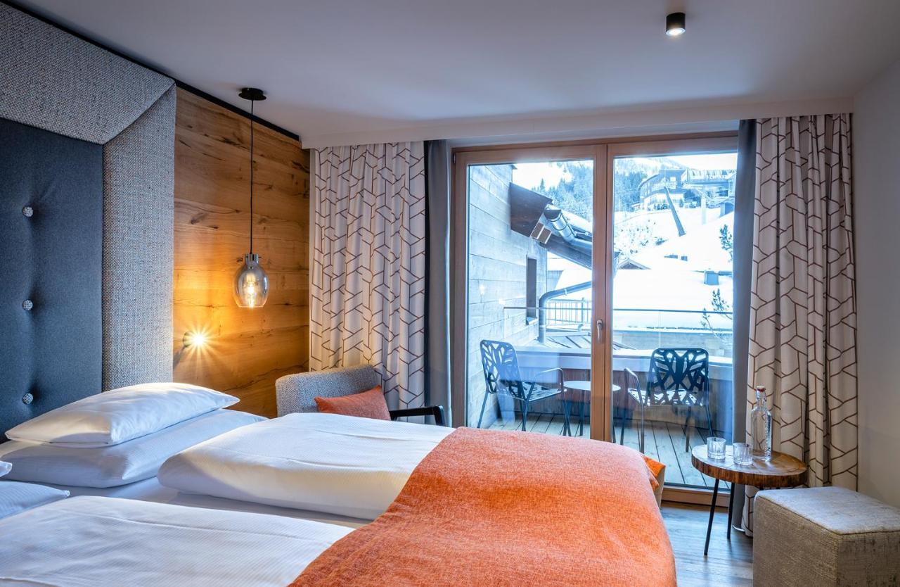 Hotel Das Zwoelferhaus Σάαλμπαχ-Χίντεργκλεμ Εξωτερικό φωτογραφία