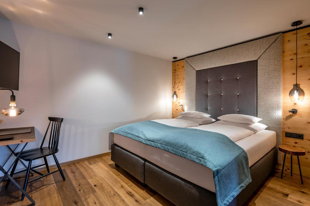 Hotel Das Zwoelferhaus Σάαλμπαχ-Χίντεργκλεμ Εξωτερικό φωτογραφία