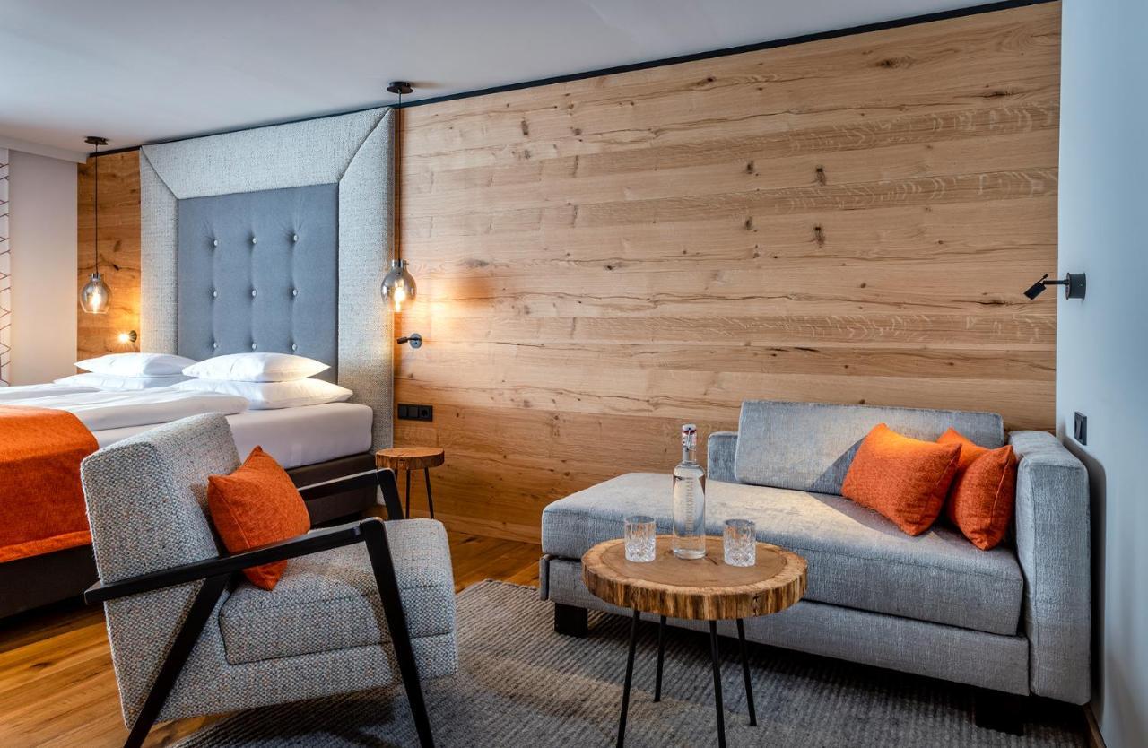 Hotel Das Zwoelferhaus Σάαλμπαχ-Χίντεργκλεμ Εξωτερικό φωτογραφία