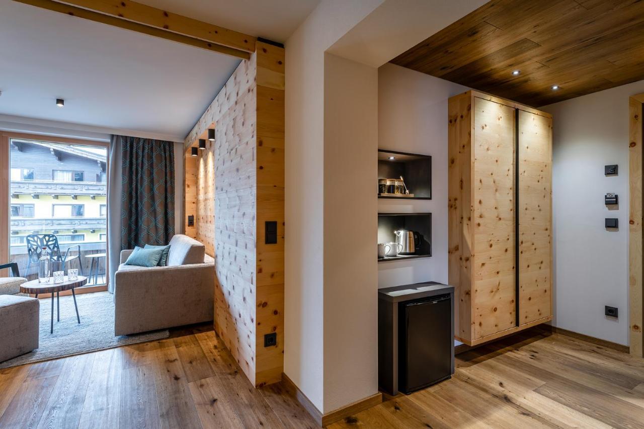 Hotel Das Zwoelferhaus Σάαλμπαχ-Χίντεργκλεμ Εξωτερικό φωτογραφία
