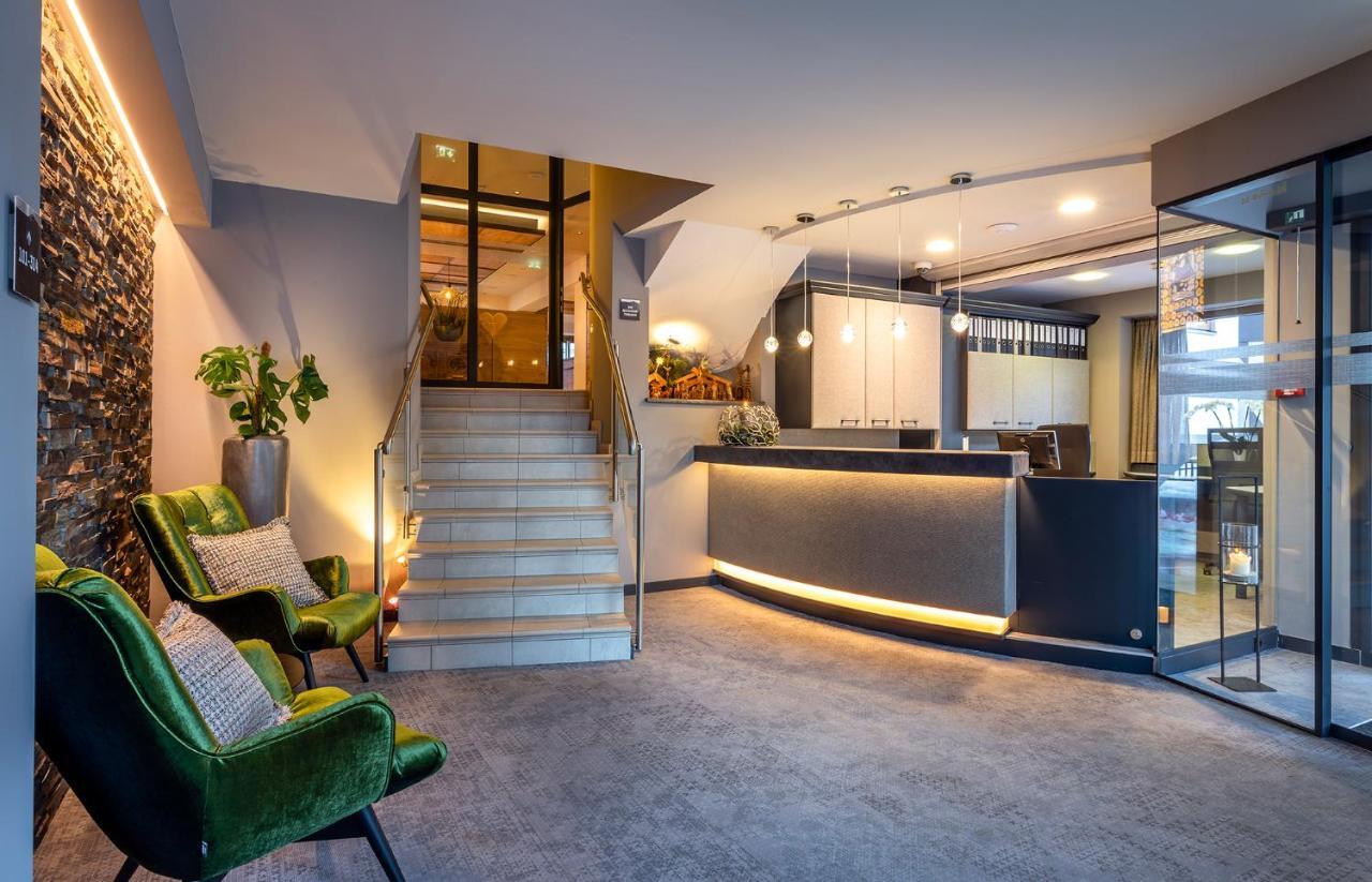Hotel Das Zwoelferhaus Σάαλμπαχ-Χίντεργκλεμ Εξωτερικό φωτογραφία